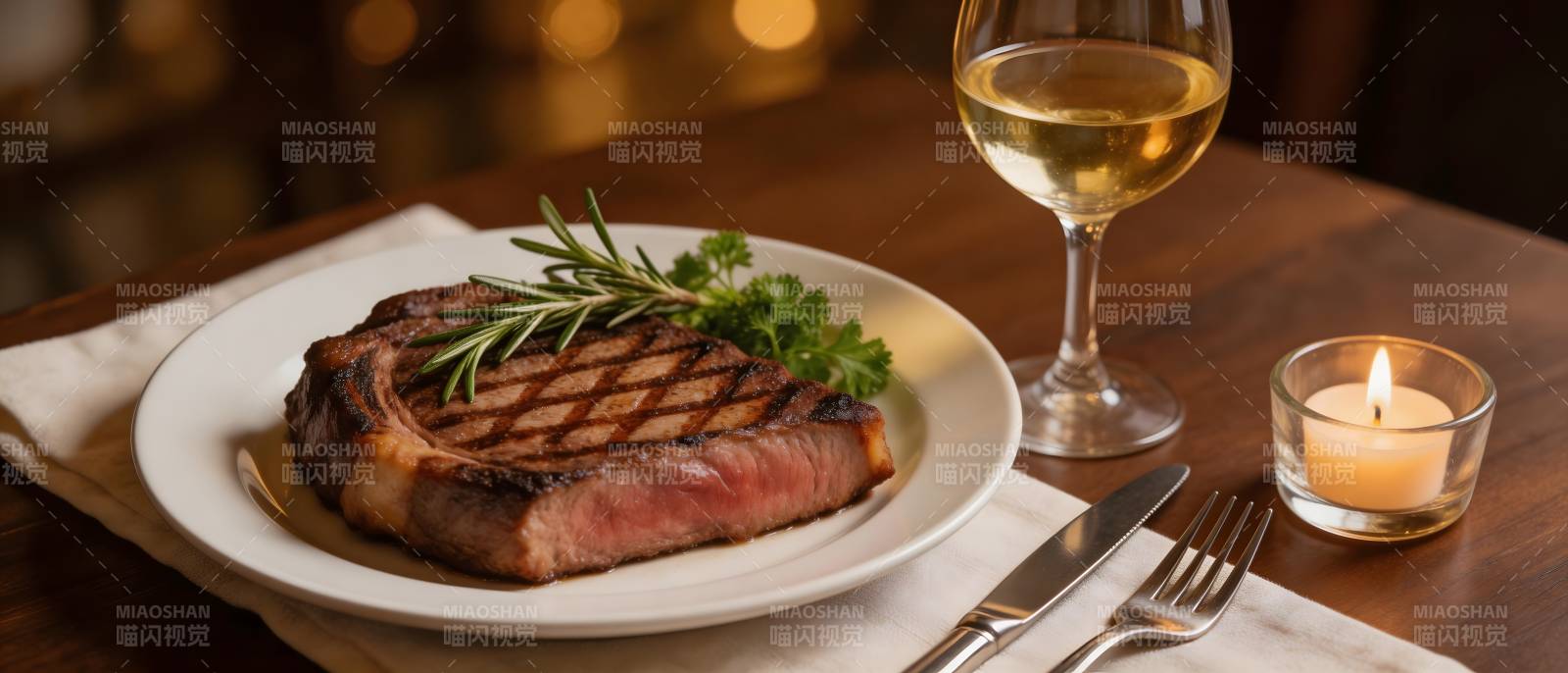 牛排配酒 烛光晚餐图片
