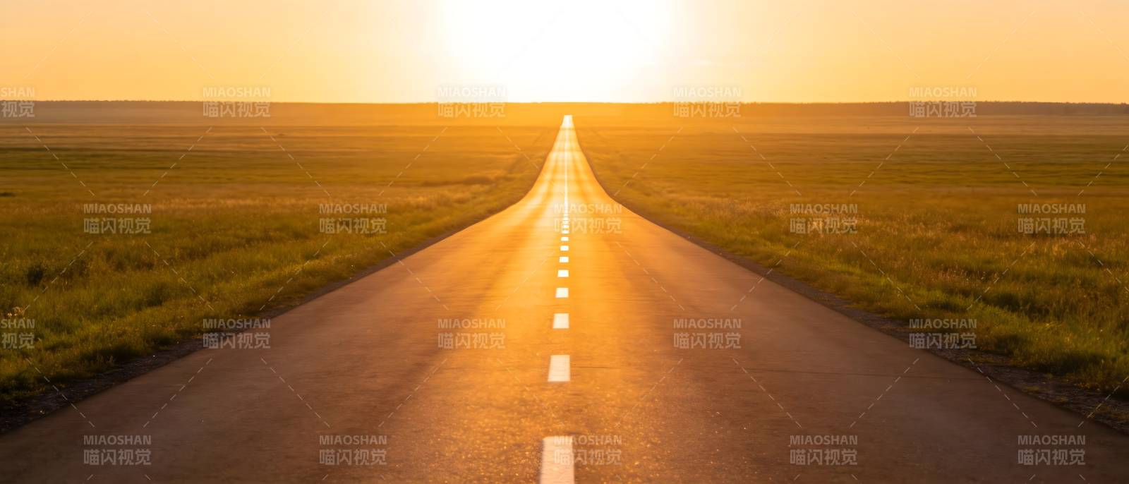 夕阳下的无尽公路图片
