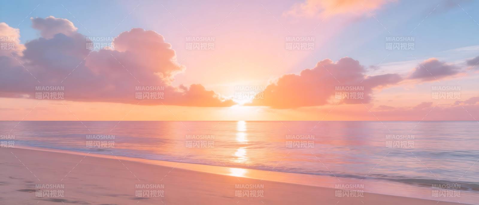 日落海滩 云霞染海天图片