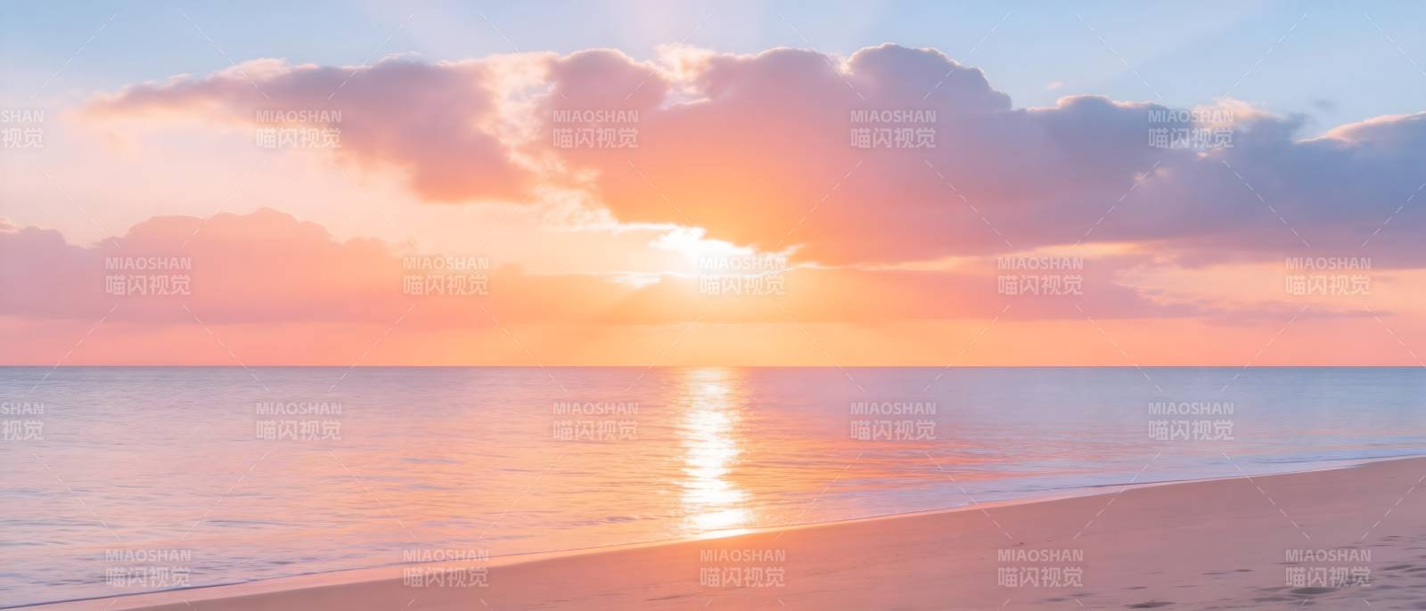 夕阳染海 沙滩静美如画图片