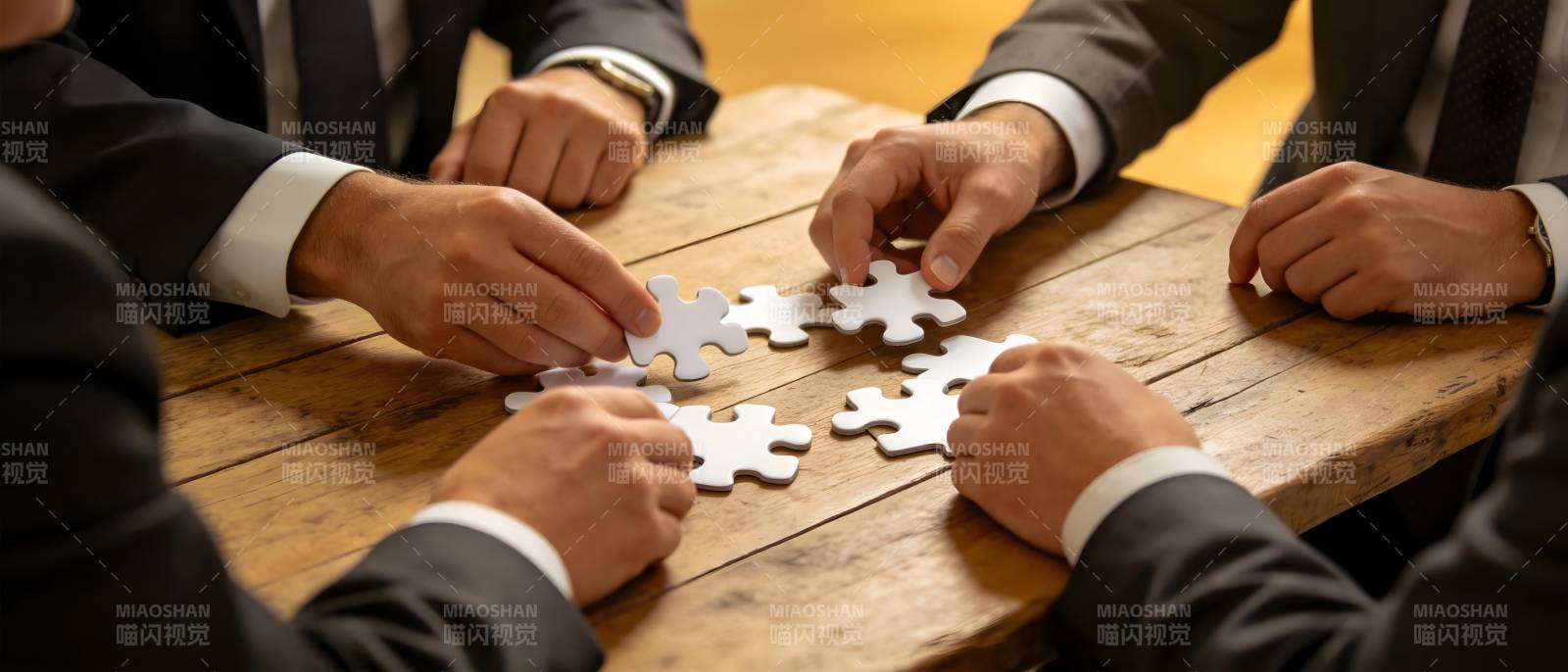 团队协作拼未来图片