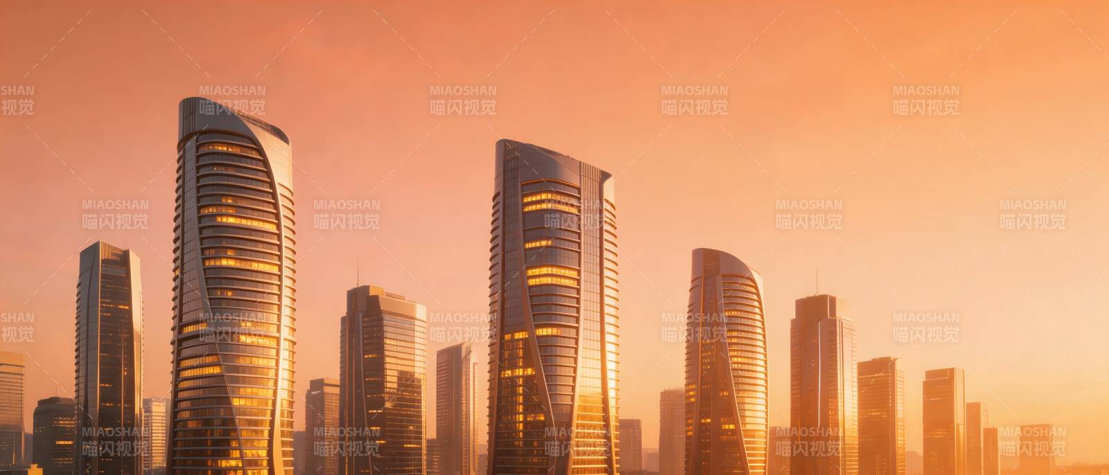 夕阳下的摩天楼群图片