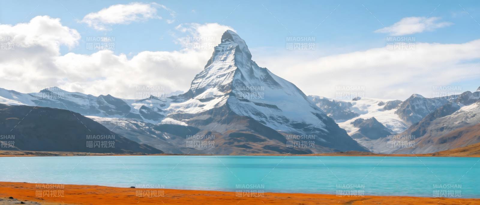 雪山映湖 秋色如画图片