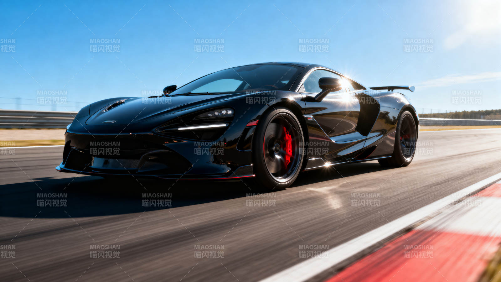 黑红超跑疾驰赛道图片