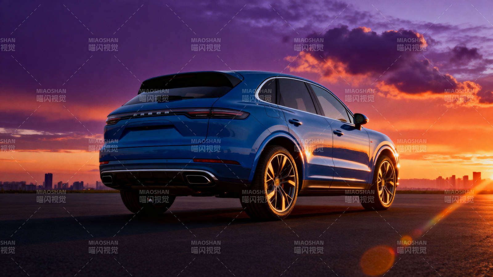 蓝保时捷日落剪影图片