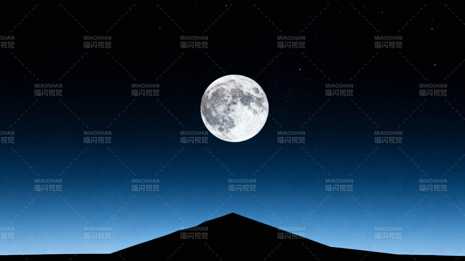 月悬山巅 夜静星稀图片