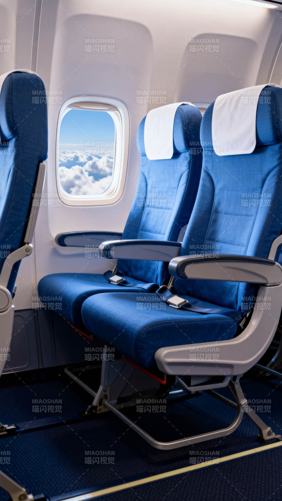 飞机蓝座窗景云上天图片