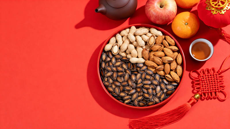 红盘坚果迎新春图片