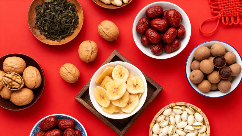 红底坚果干果年货图图片