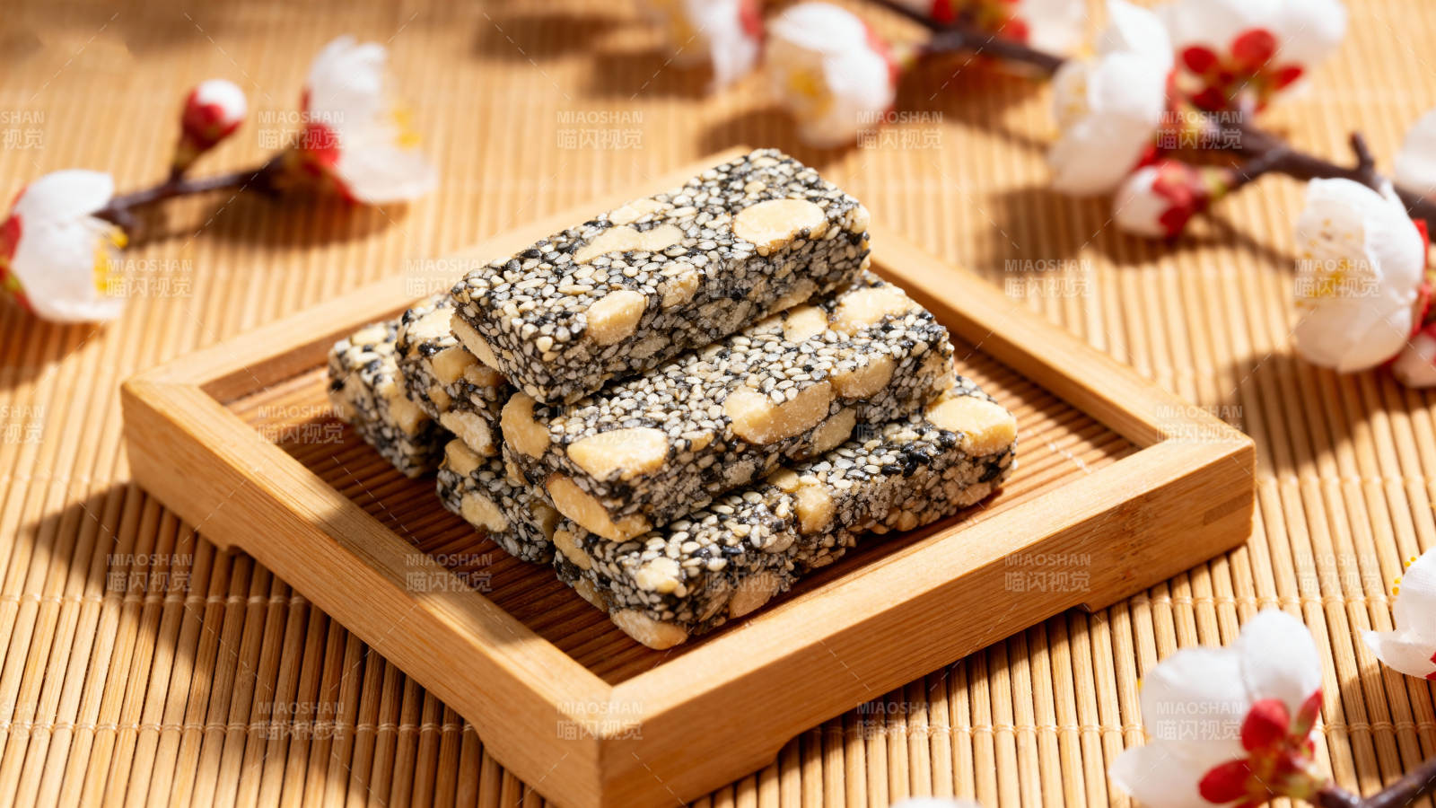 芝麻花生糖 香甜可口图片