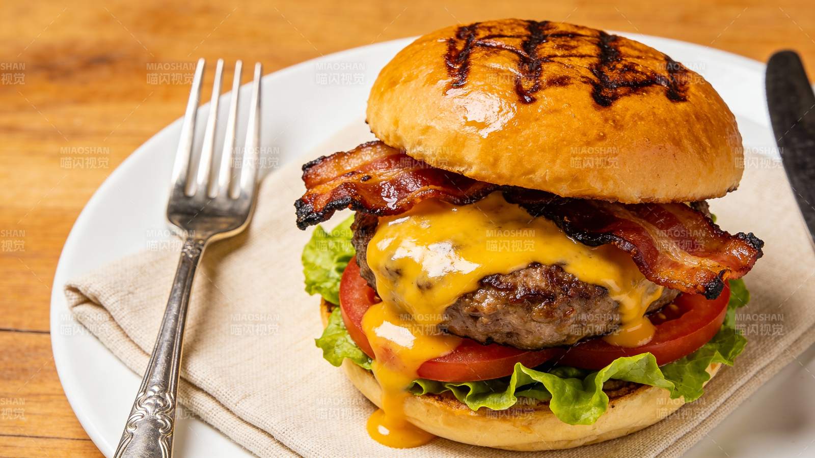 培根芝士汉堡 香浓诱人图片