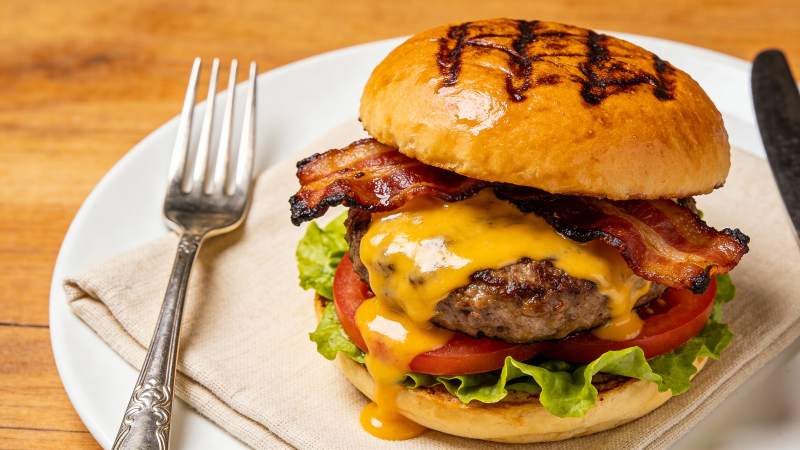 培根芝士汉堡 香浓诱人图片