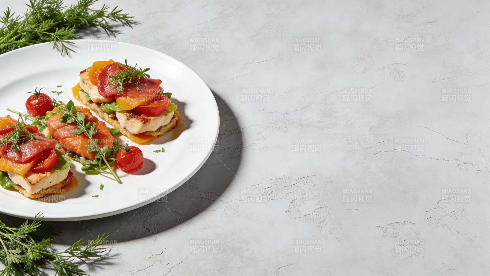 鲜虾番茄开胃小点图片