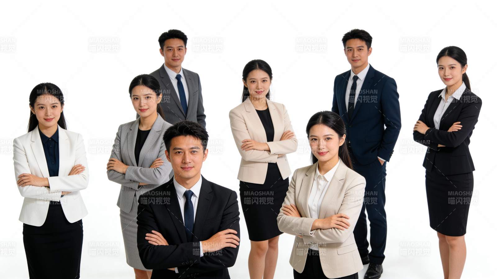 商务团队合影 自信专业风采图片