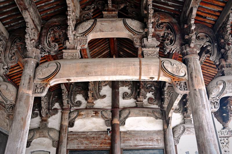 古建木雕梁柱精雕细琢（东阳卢宅）图片