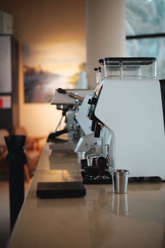 咖啡机静待香醇时刻图片