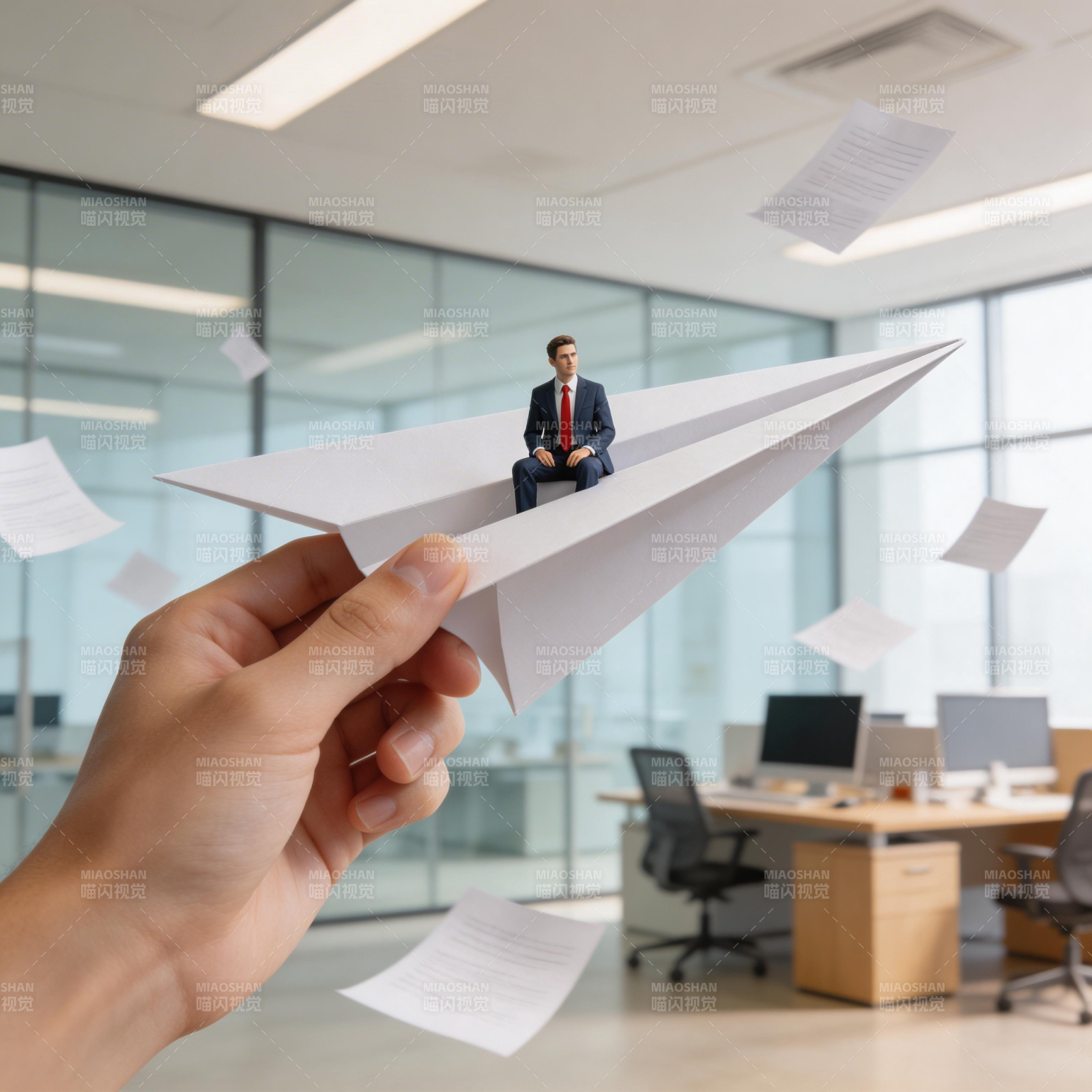 纸飞机载梦 职场启航图片