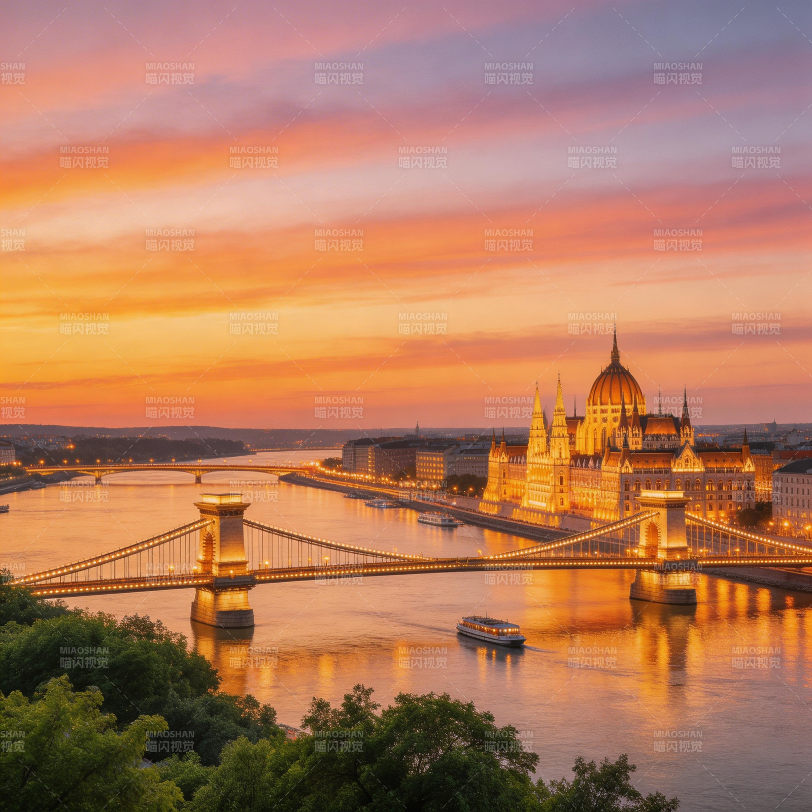 布达佩斯黄昏链桥国会大厦图片