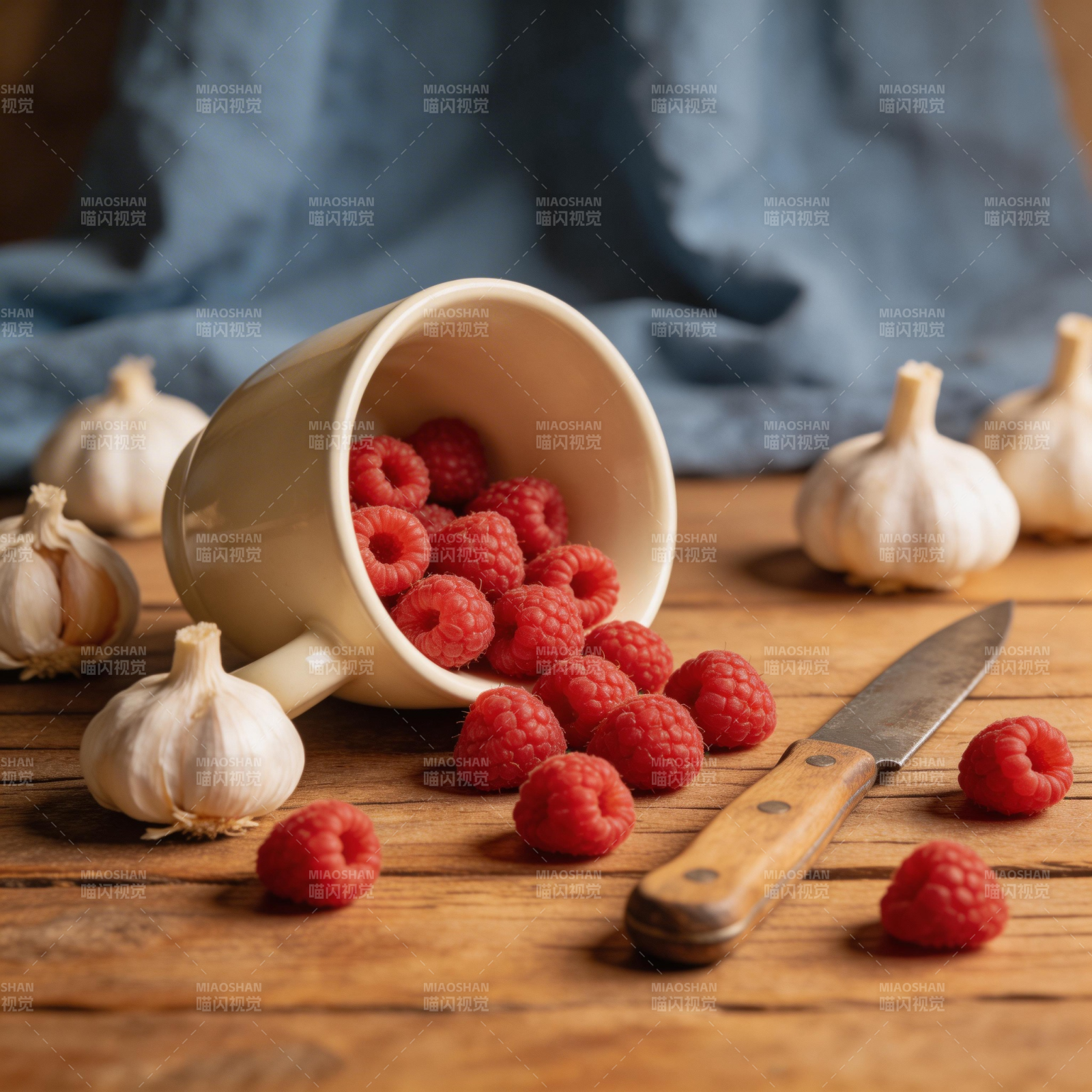 覆盆子与蒜的奇妙搭配图片