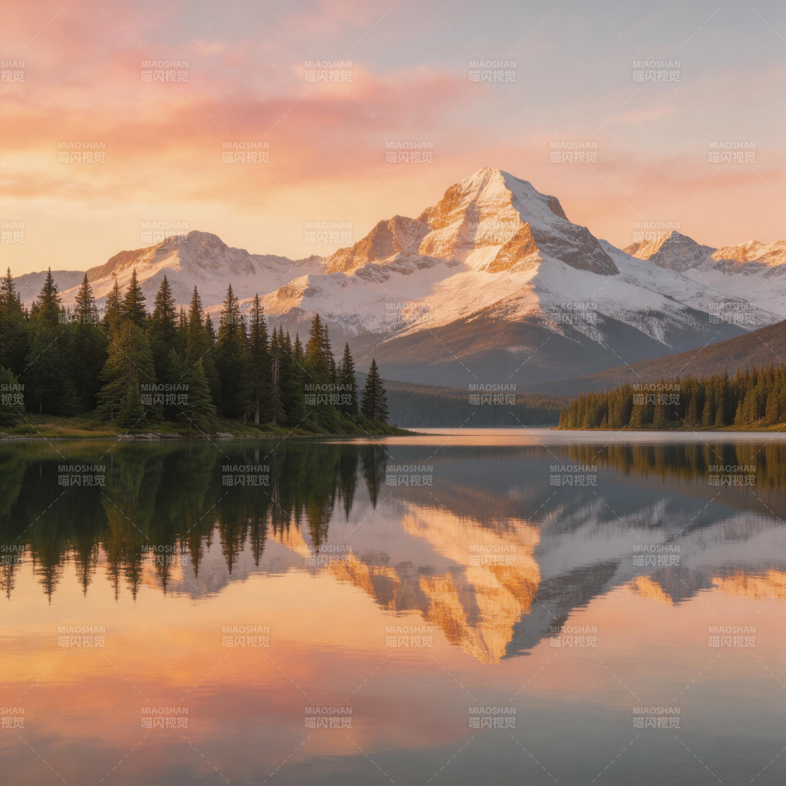 雪山映湖 夕照如画图片