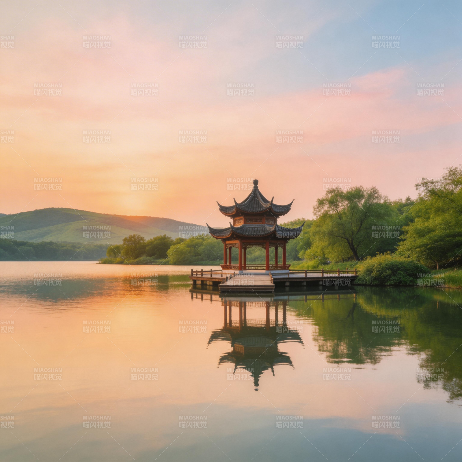 湖心亭映晚霞静美如画图片