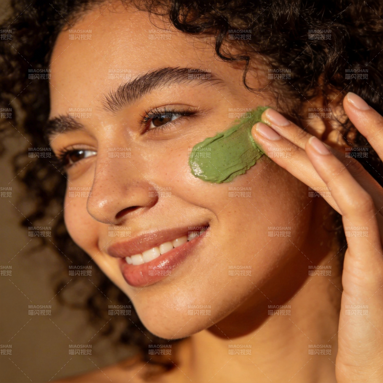 绿泥面膜 焕亮肌肤图片