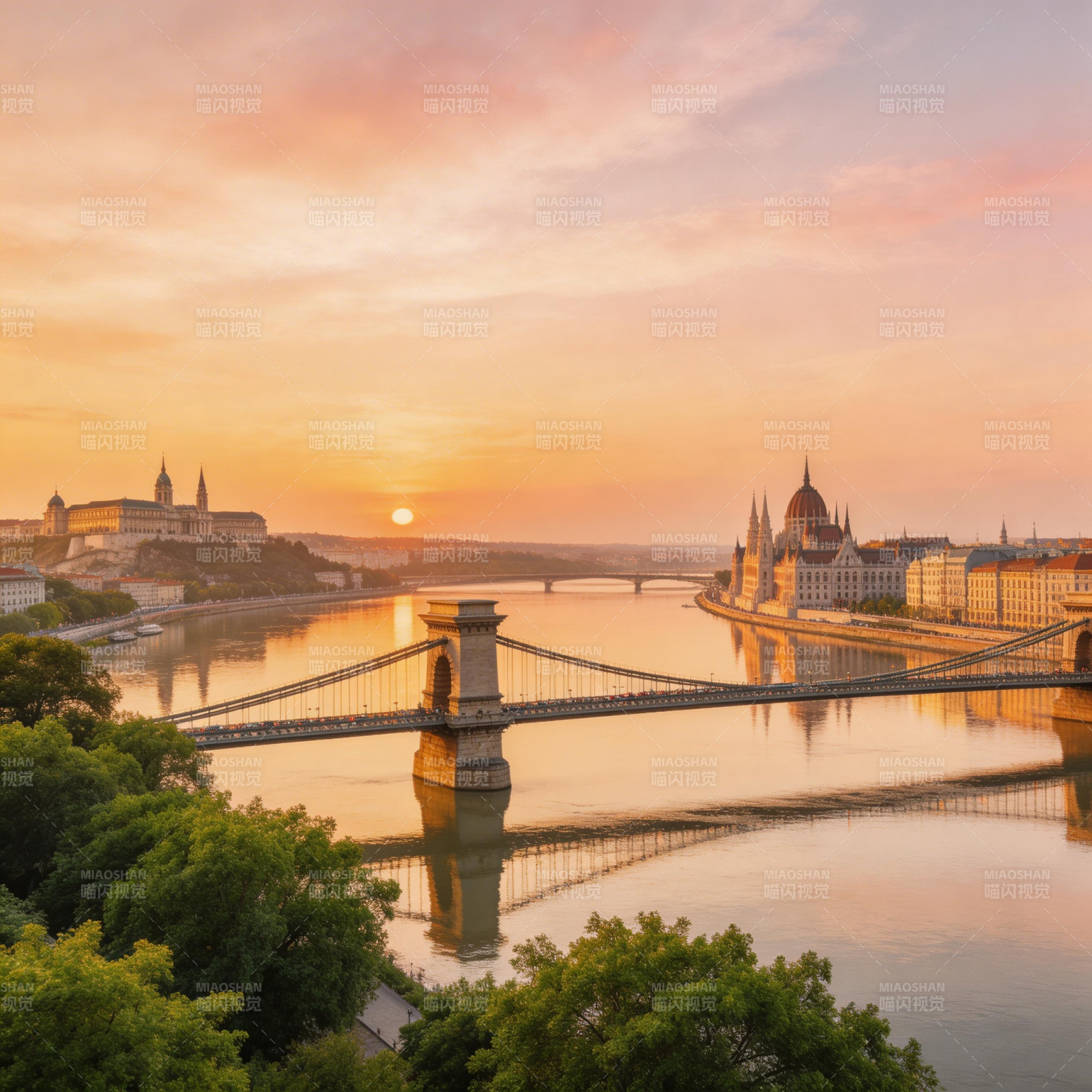 布达佩斯黄昏链桥美景图片