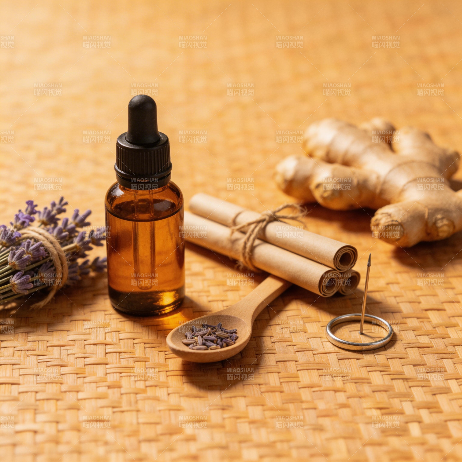 天然草本精油与香料组合图片