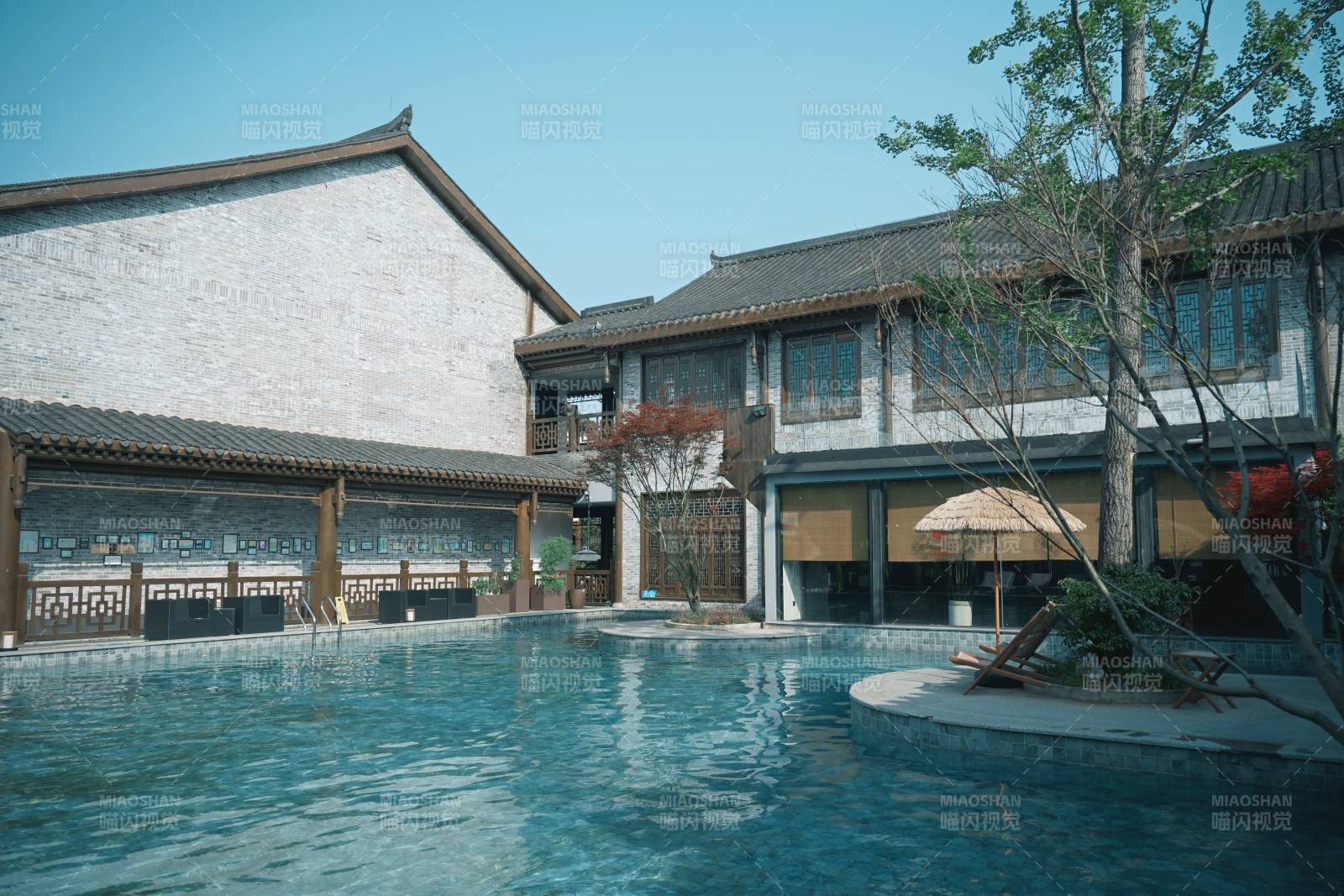 长沙中式庭院泳池静景图片