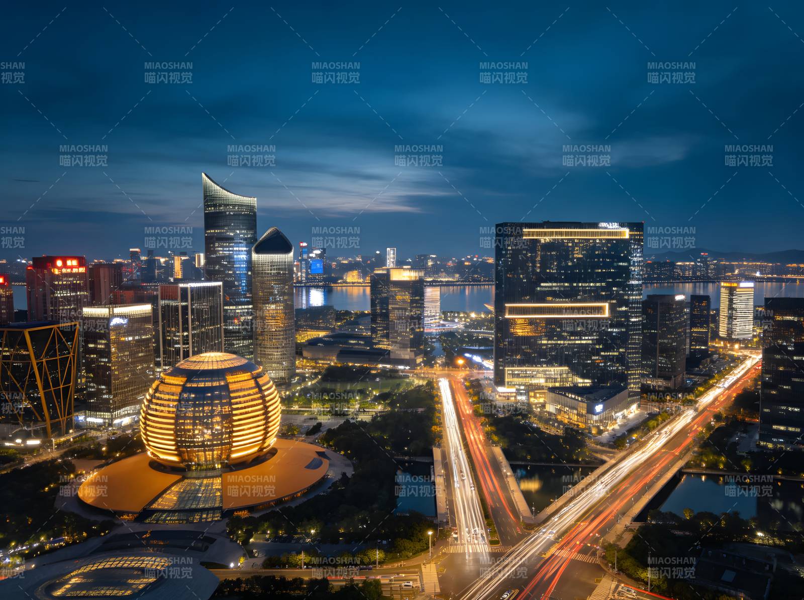 杭州夜景 钱江新城灯火辉煌图片