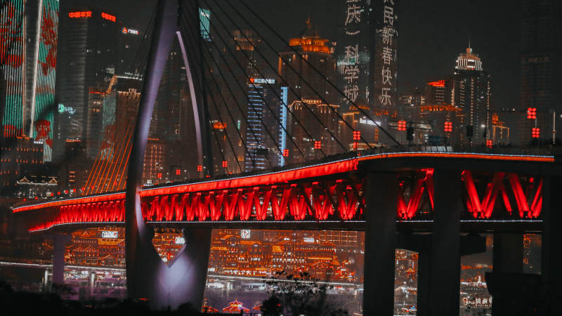 重庆夜景 红桥映都市灯火图片