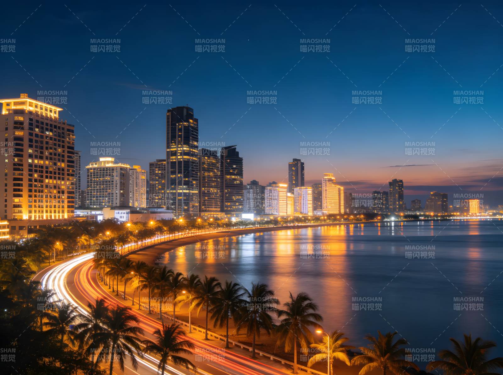 海滨夜景 灯火辉煌图片