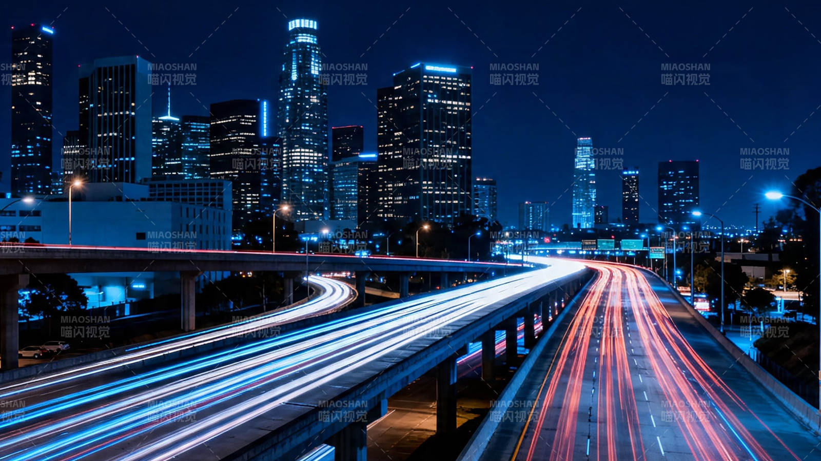 夜城流光 车轨绘梦图片