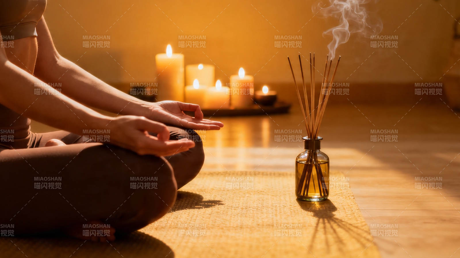 烛光冥想 香薰静心时刻图片