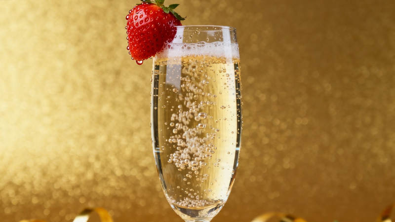 香槟草莓 金辉庆典图片