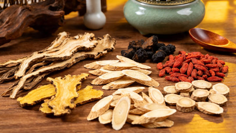 中药材拼盘 枸杞黄芪当归图片