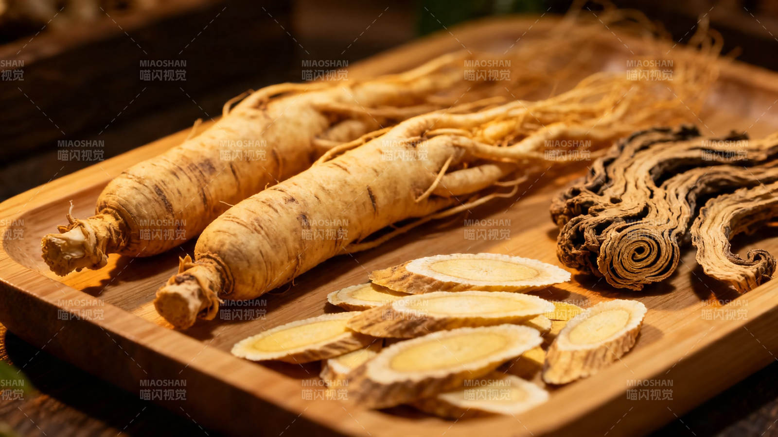 人参切片与整根展示图片