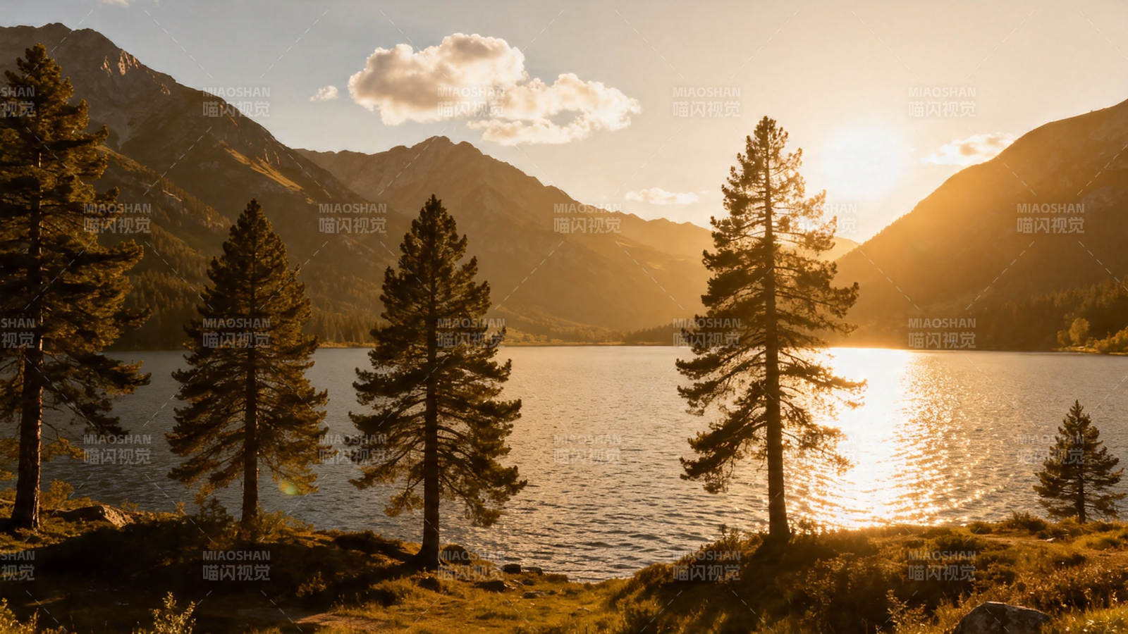 湖光山色映夕阳图片