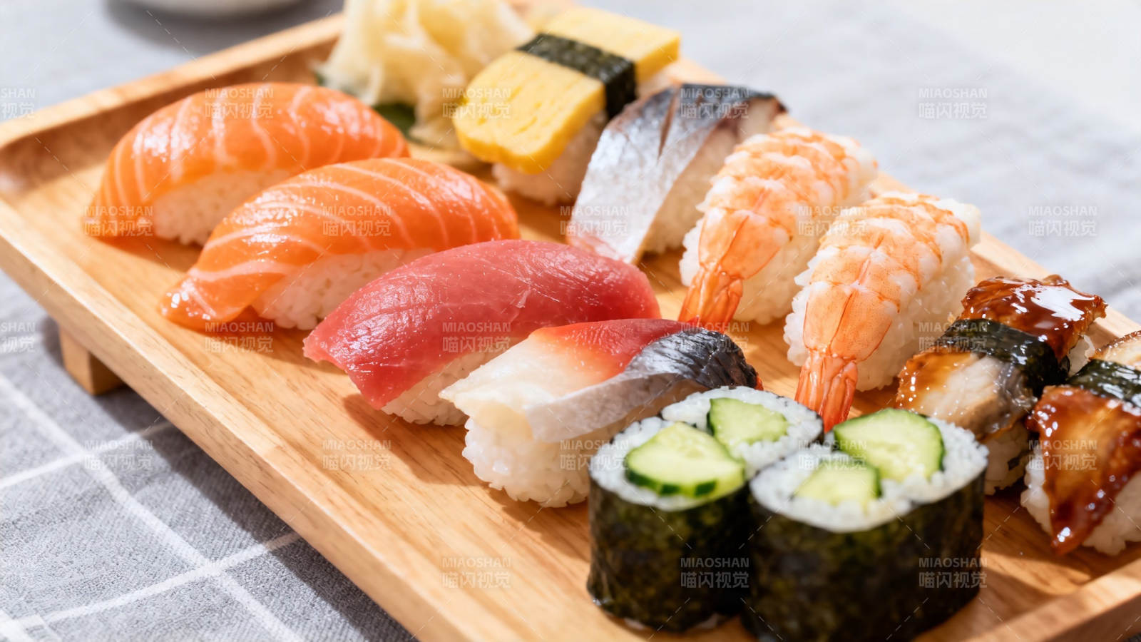 日式寿司拼盘 精致美味图片