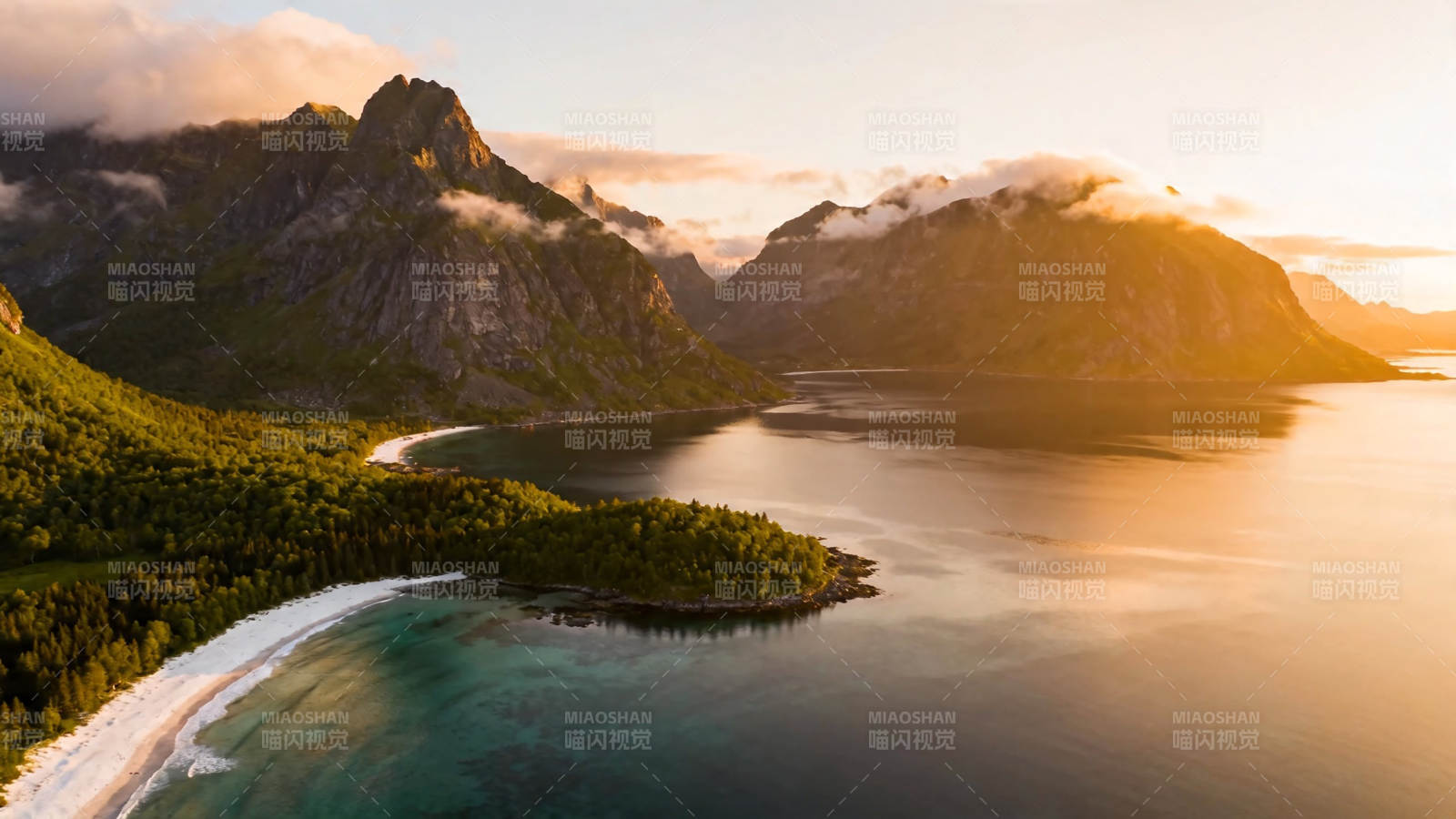 夕阳山海 静谧如画图片