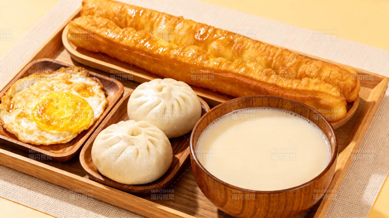 豆浆油条包子煎蛋早餐图片