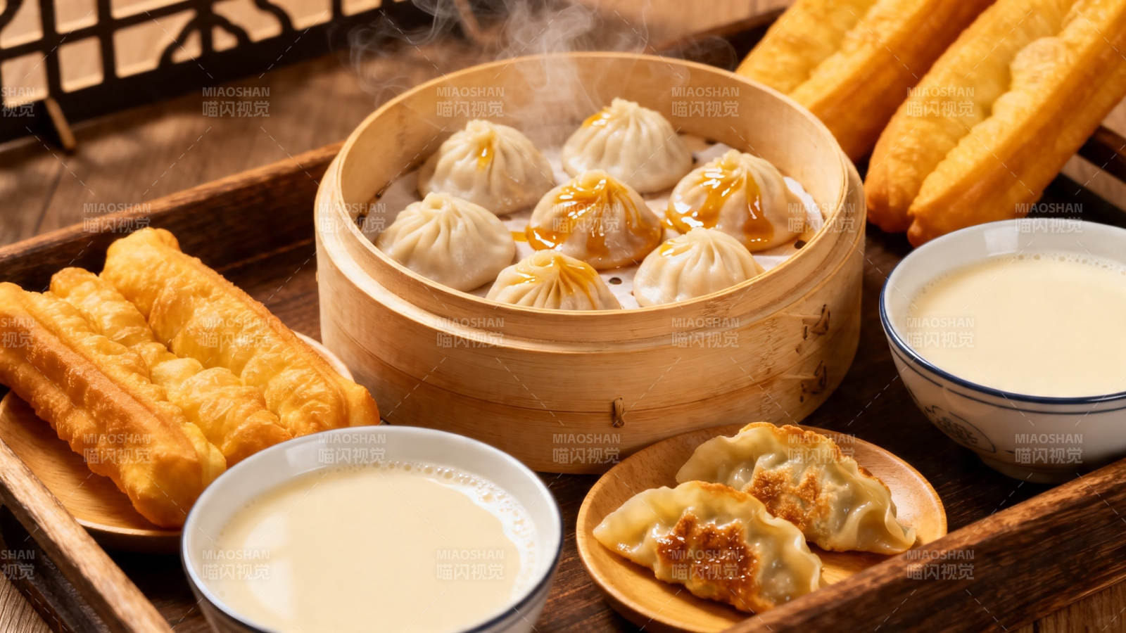 中式早餐 小笼包油条豆浆图片