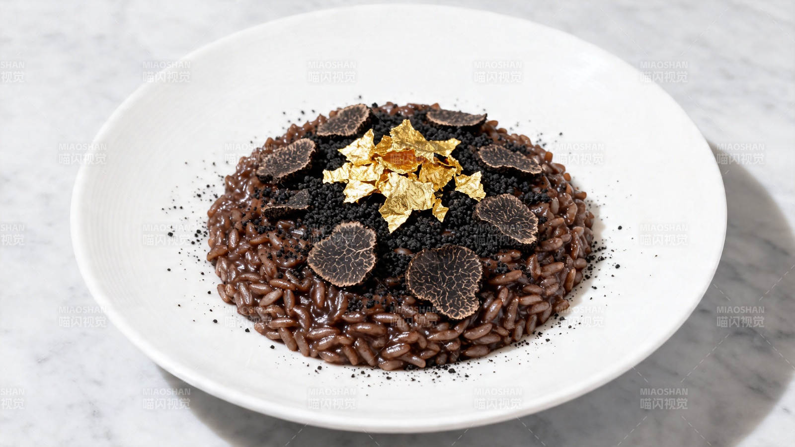黑松露金箔烩饭图片