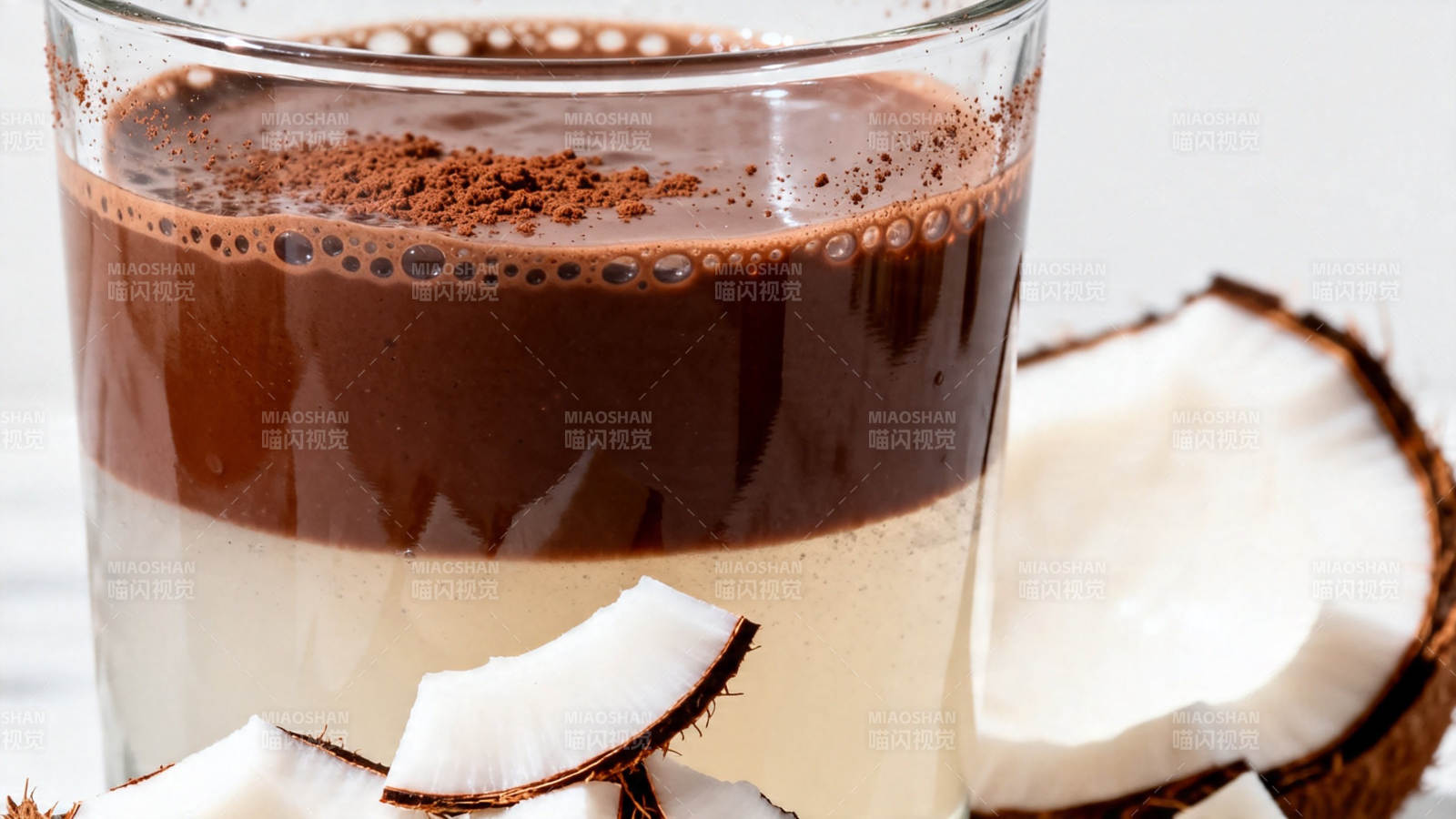 椰香巧克力分层饮图片