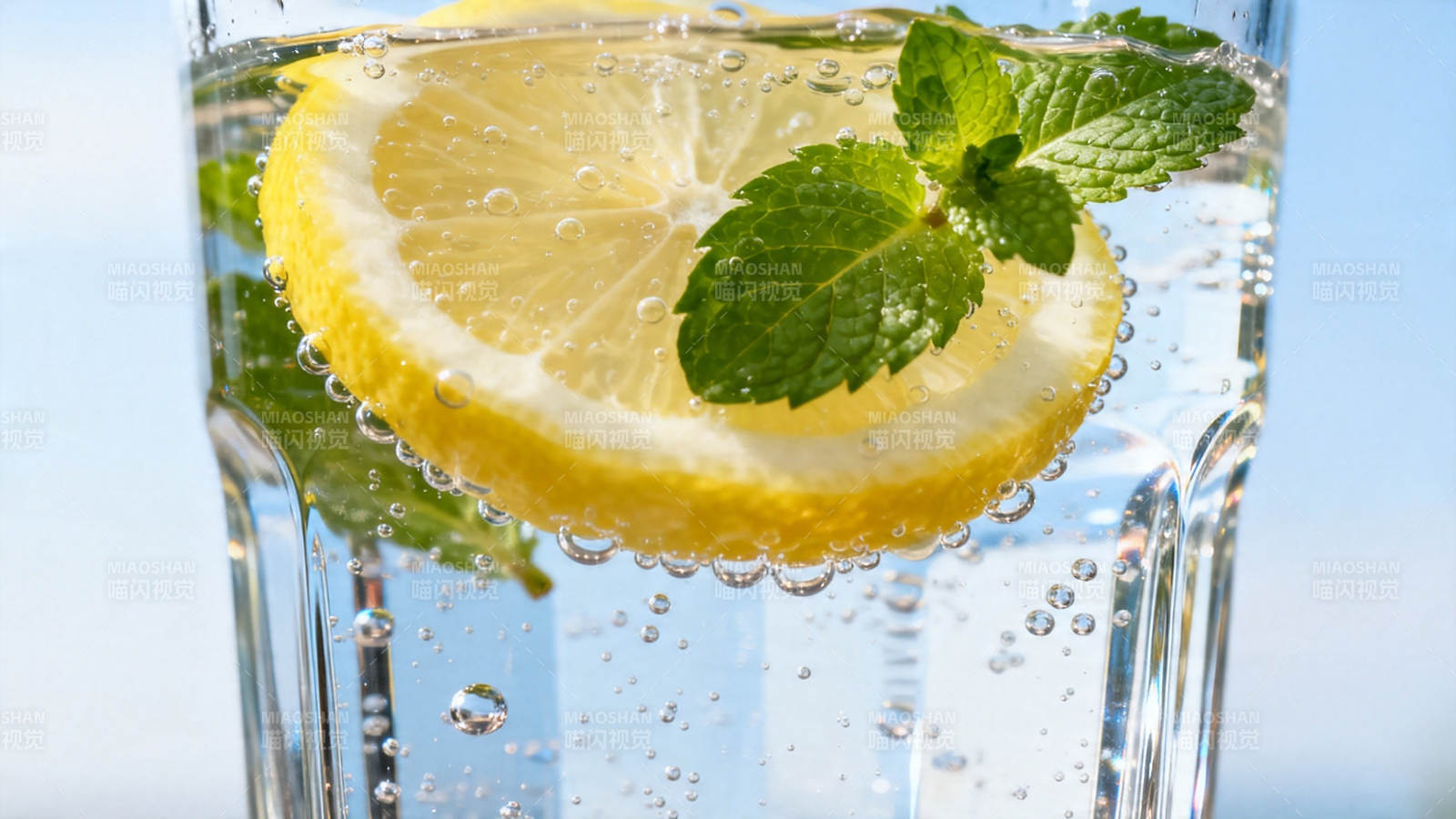 柠檬薄荷气泡水图片