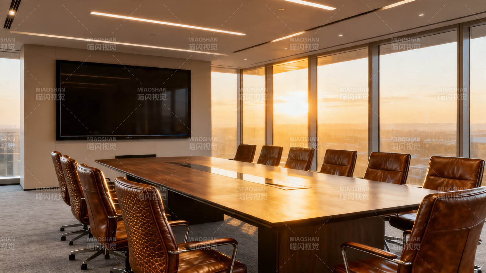 夕阳下的现代会议室图片