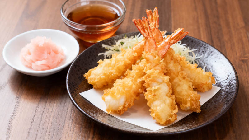 天妇罗虾配蘸酱小菜图片