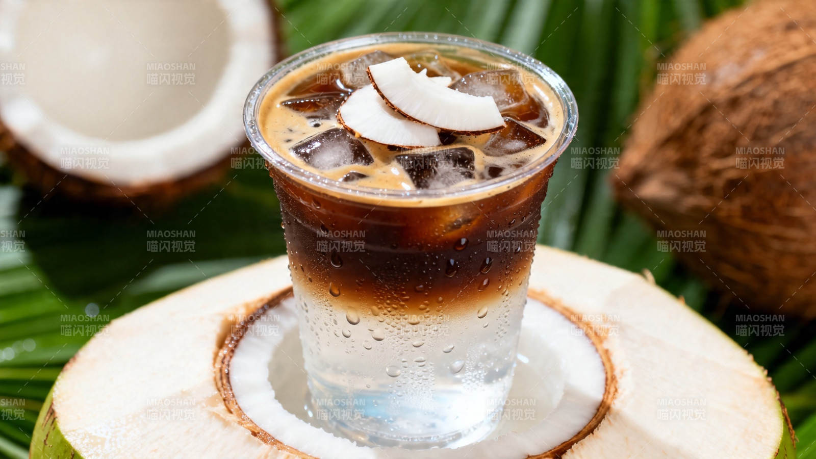 椰青冰咖啡 夏日清凉特饮图片