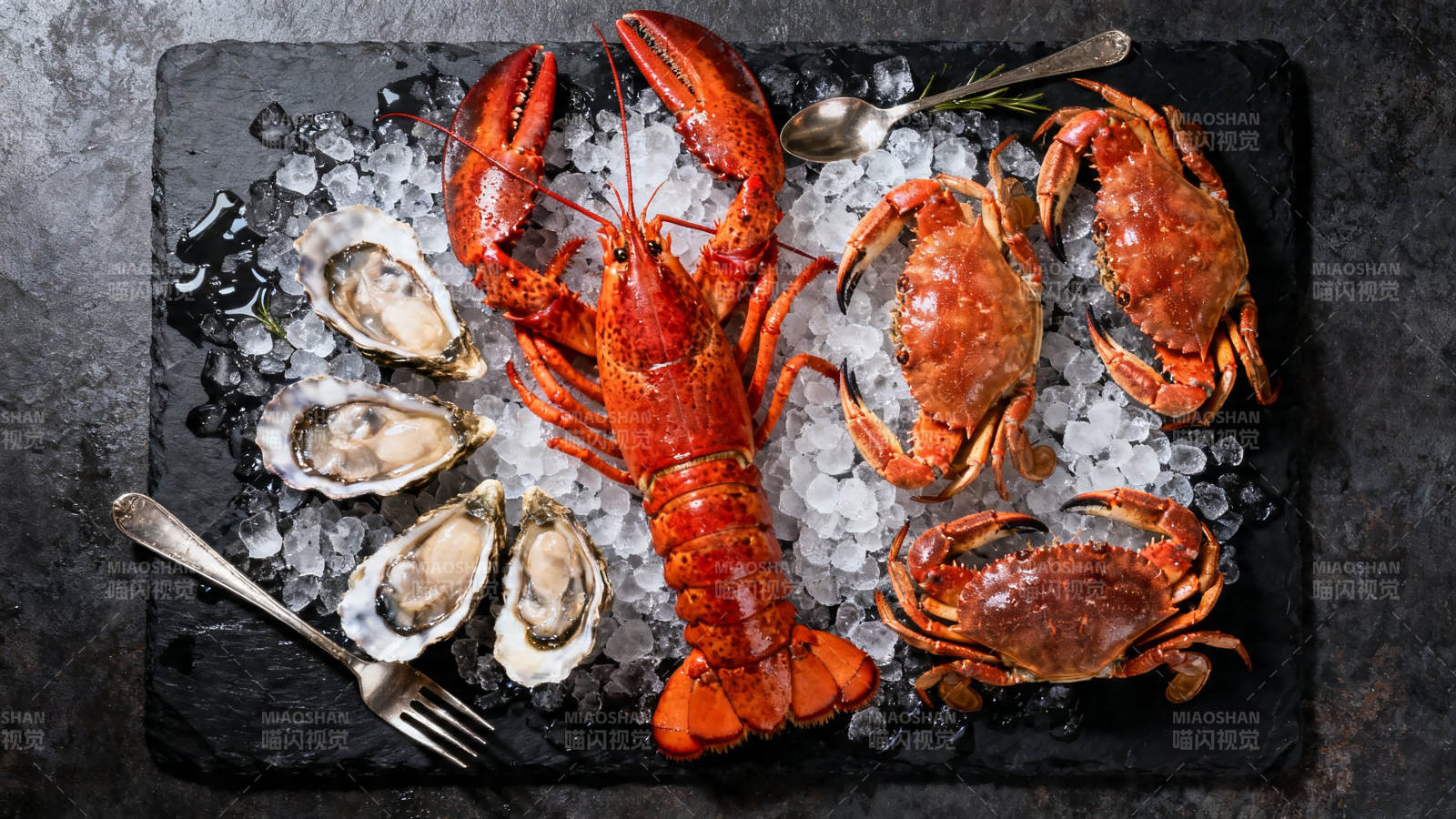 冰镇海鲜盛宴 龙虾蟹蚝图片