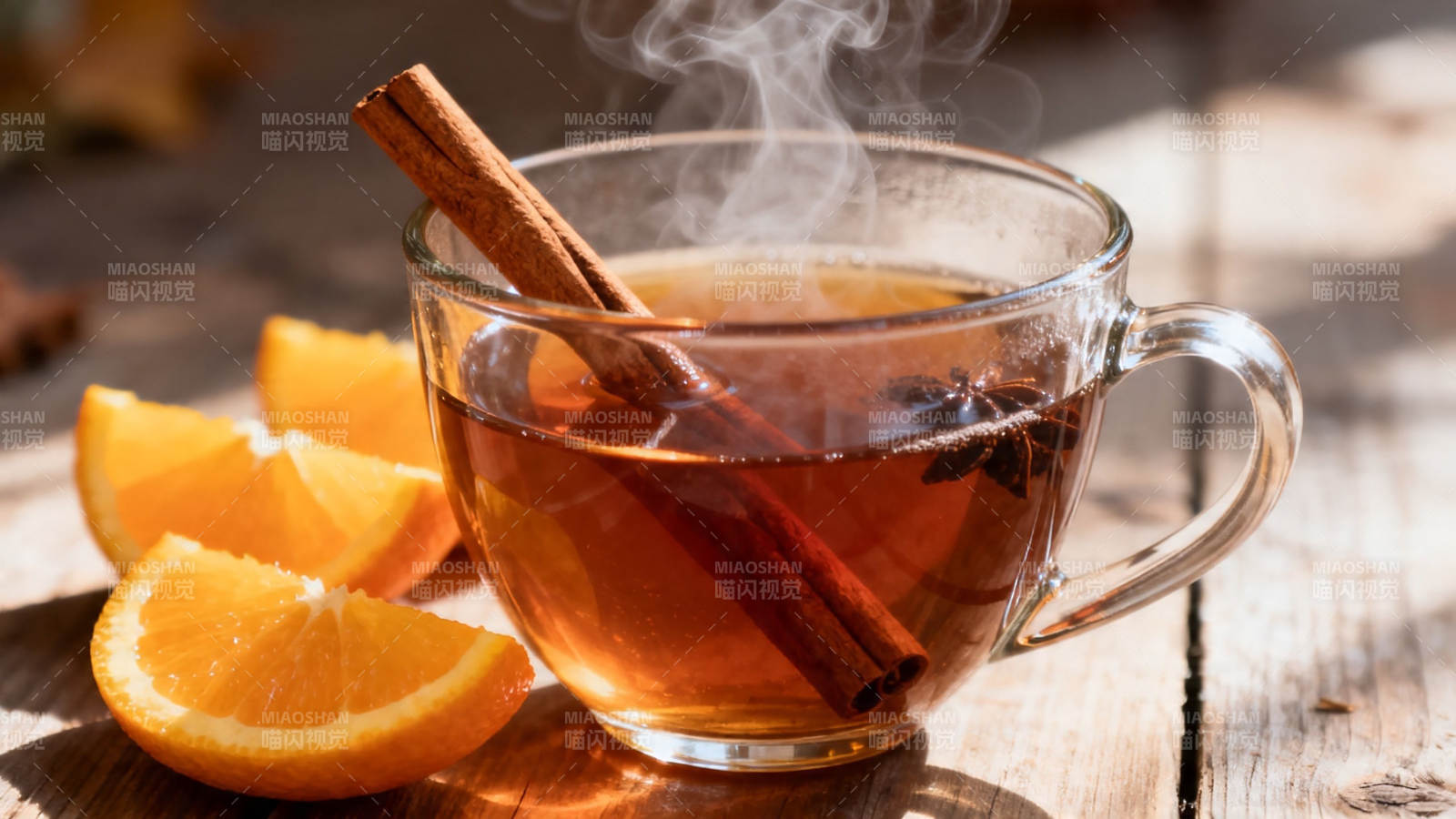 肉桂橙香热茶 暖意融融图片
